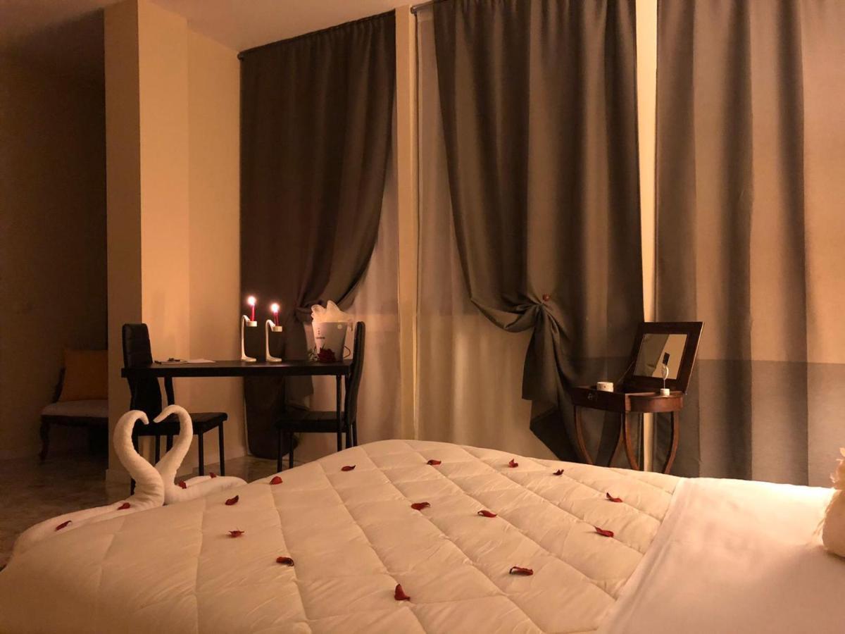 Baciami Ancora Couette-café Bari